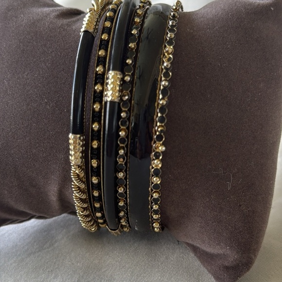 Sophisticated Black and Gold Bangle Set 6 Bracelets - Picture 2 of 6